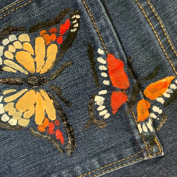 Hand painted butterfly jeans - Picture 6 of 10